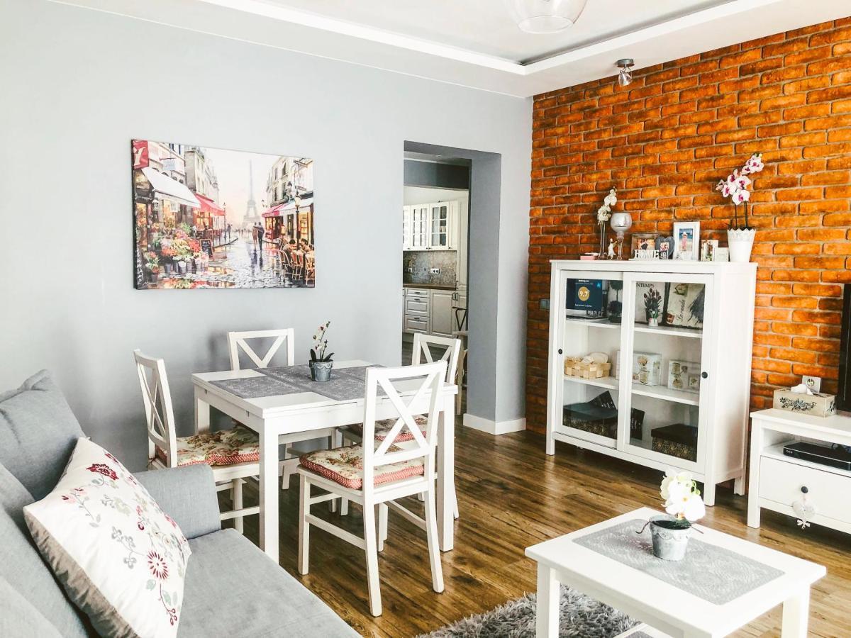Apartament Luscinia Z 2 Sypialniami คราคูฟ ภายนอก รูปภาพ